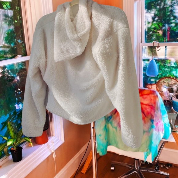 white plush teddy hoodie 🔮 - Picture 2 of 5
